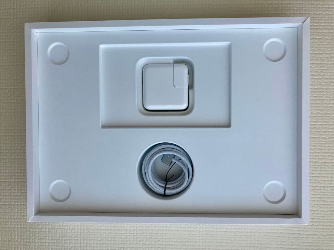 【美品】MacBookAir M2 シルバー