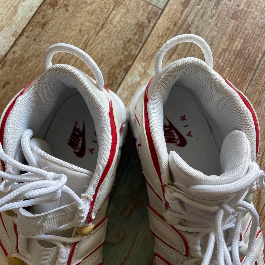 Nike Air More Uptempo ホワイト/レッド