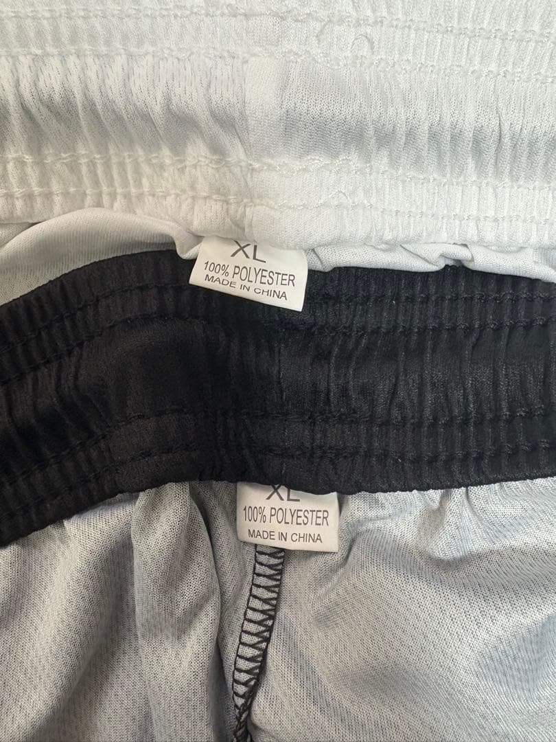 日本経済大学 バレーボールユニフォーム　XL