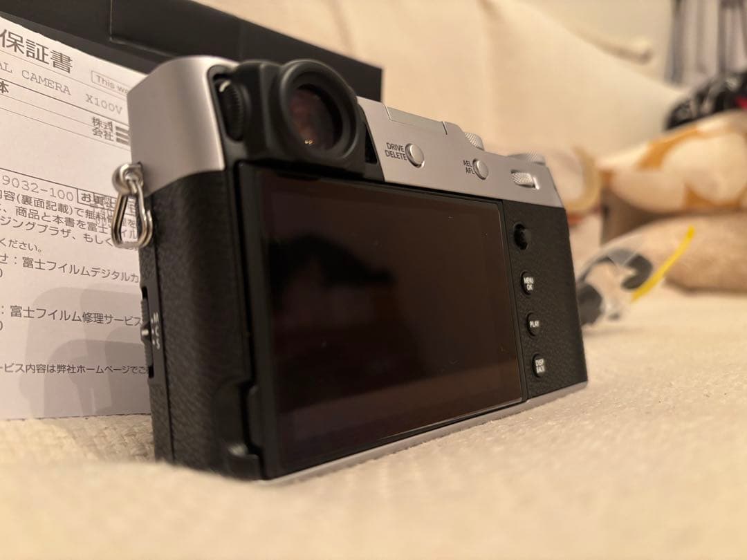 Fujifilm X100Vシルバー