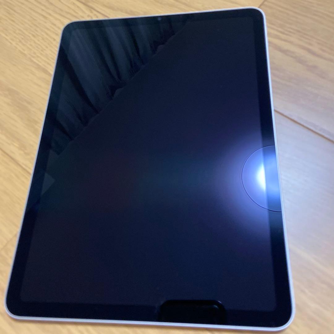 Apple iPad Air 本体　第5世代　64gb