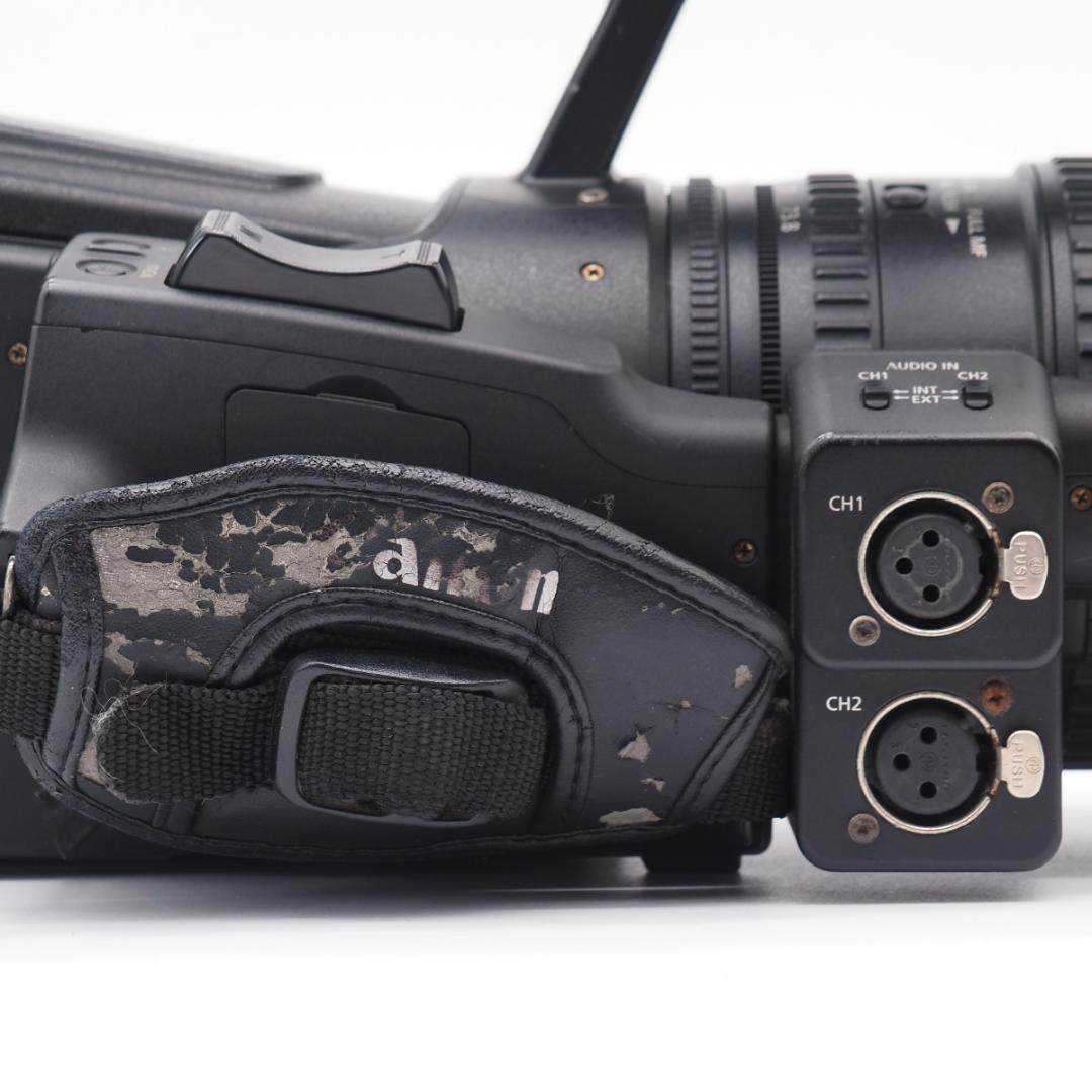 100800☆良品☆Canon 業務用デジタルビデオカメラ XF305 4453