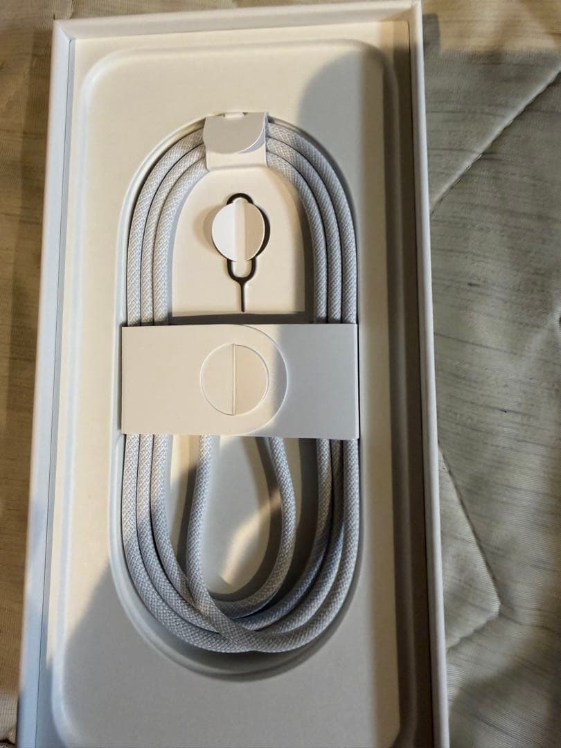 iPhone 16 pro Max デザートチタニウム　256GB A3295