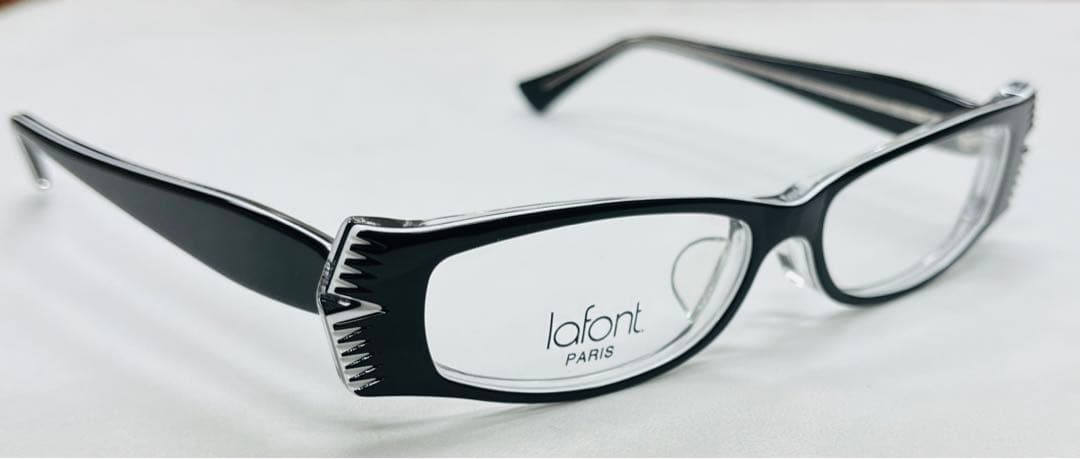 掛けてみて！超可愛いアイラインになるLafont のCRIMENE 未使用品