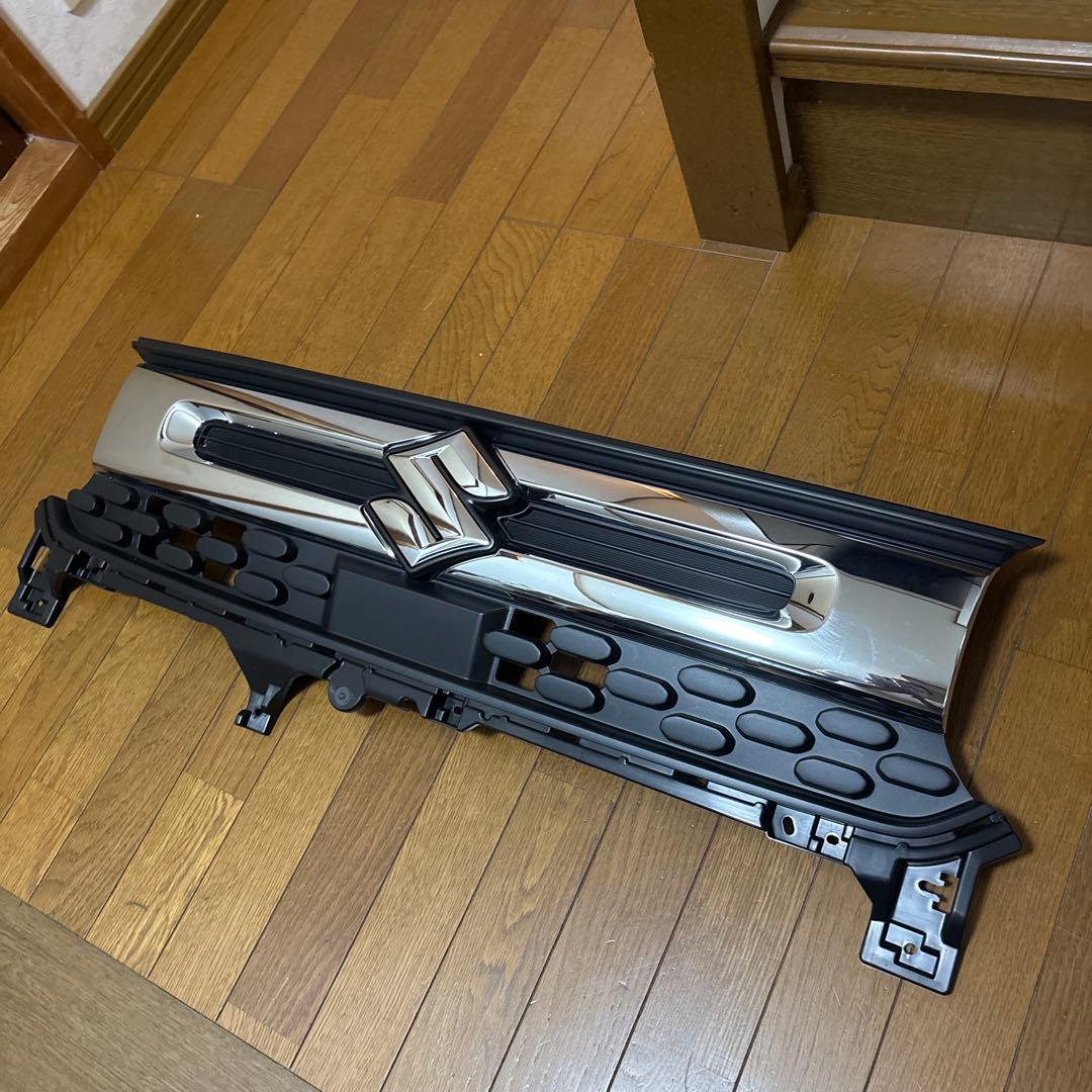 スペーシア フロントグリル