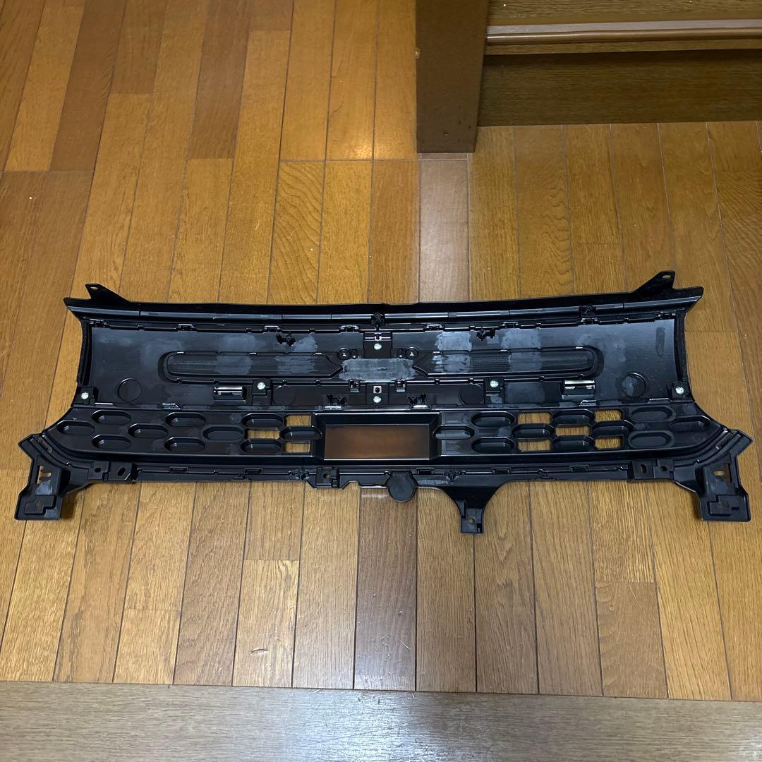 スペーシア フロントグリル