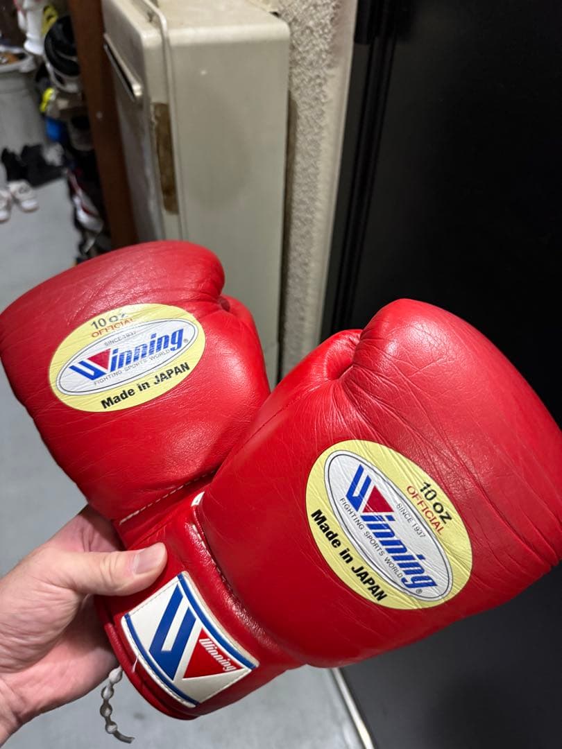 k*u様 ウイニング　winning ボクシンググローブ　赤　10オンス(oz)