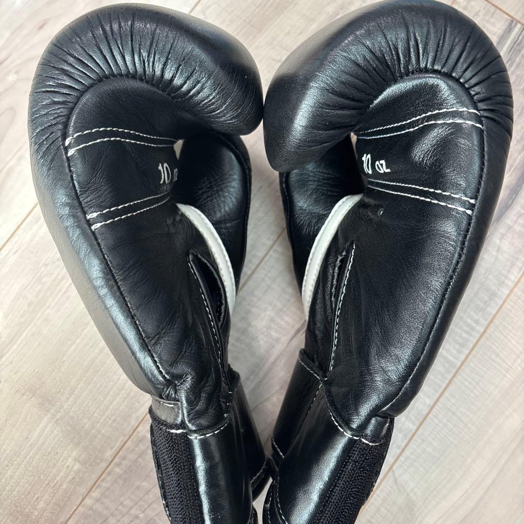 winningボクシンググローブ　10オンス　黒