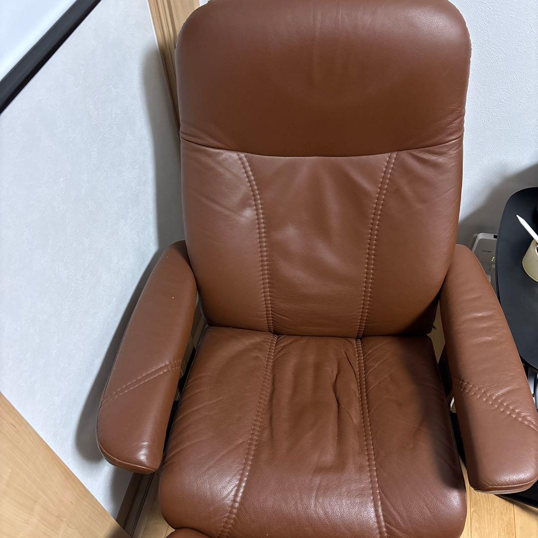 福岡市近郊送料無料 ブラウン レザー リクライニングチェア オットマン付