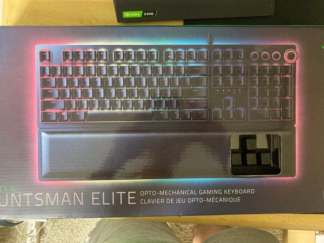 razer huntsman elite us配列　紫軸