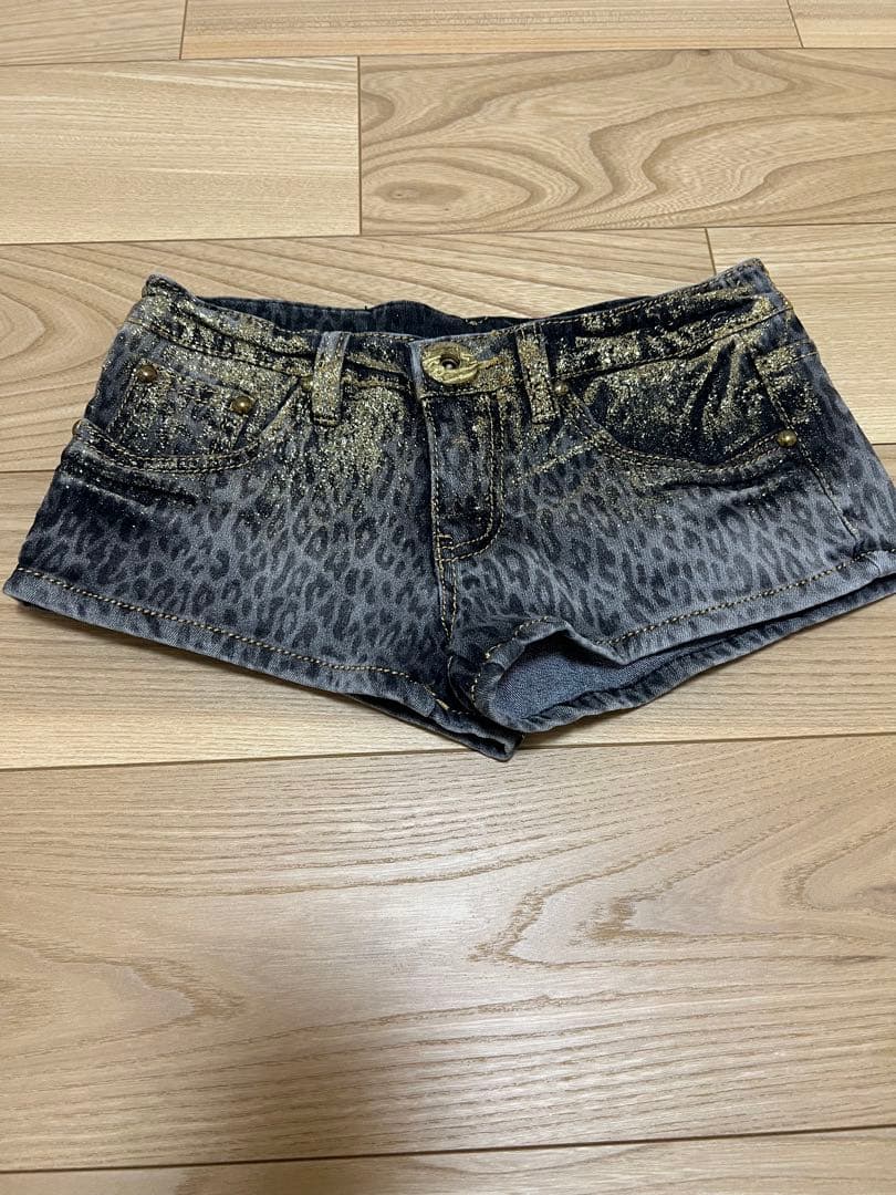 d.i.a 　正規品　ヒョウ柄　デニム　 ショートパンツ　平成ギャル　y2k