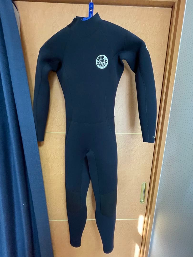 【新品・未使用‼️】レディースウェットスーツ