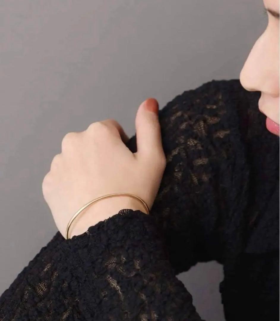 Lilas 2.5パイプC型バングル K10 ゴールド