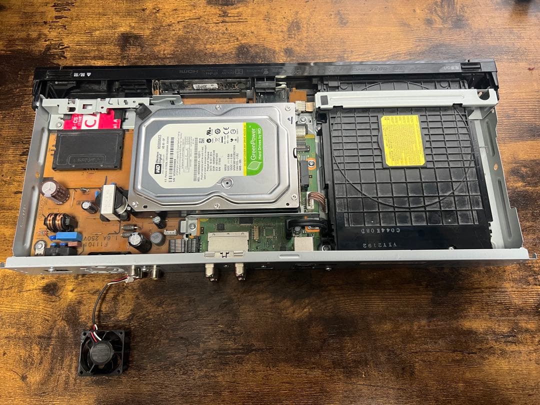 【内部清掃済】パナソニック製　ブルーレイレコーダー DMR-BWT560