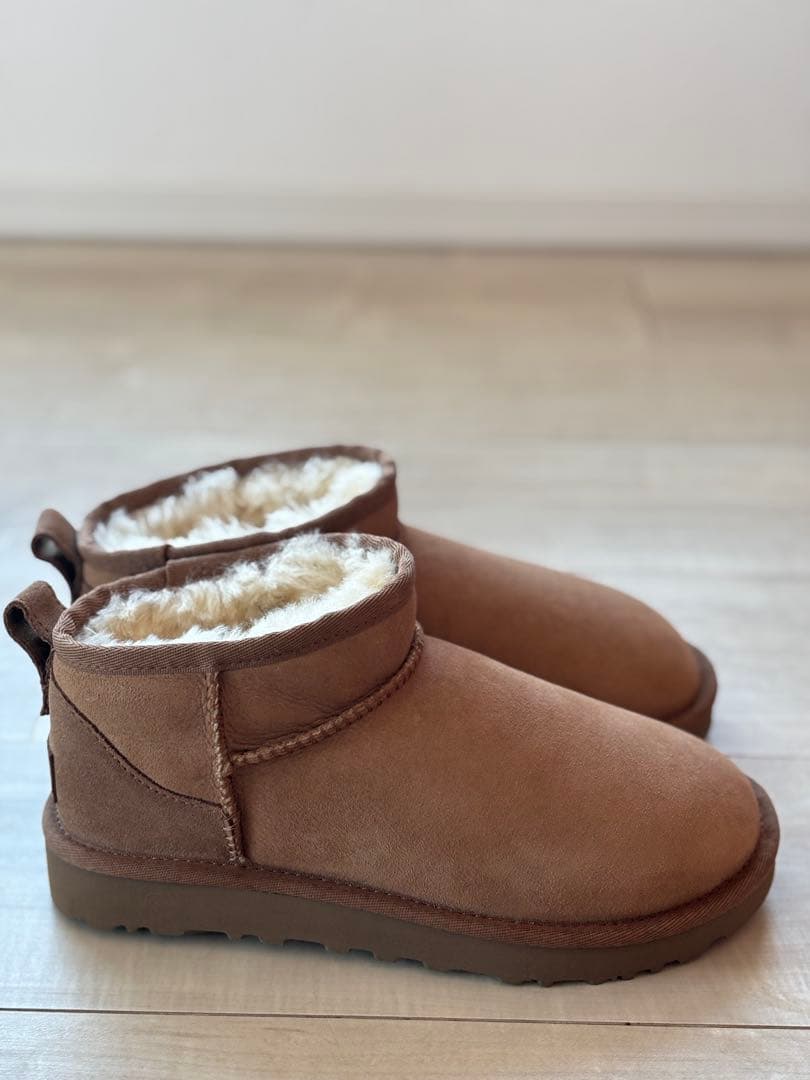 新品未使用　UGG クラシックウルトラミニ　チェスナット