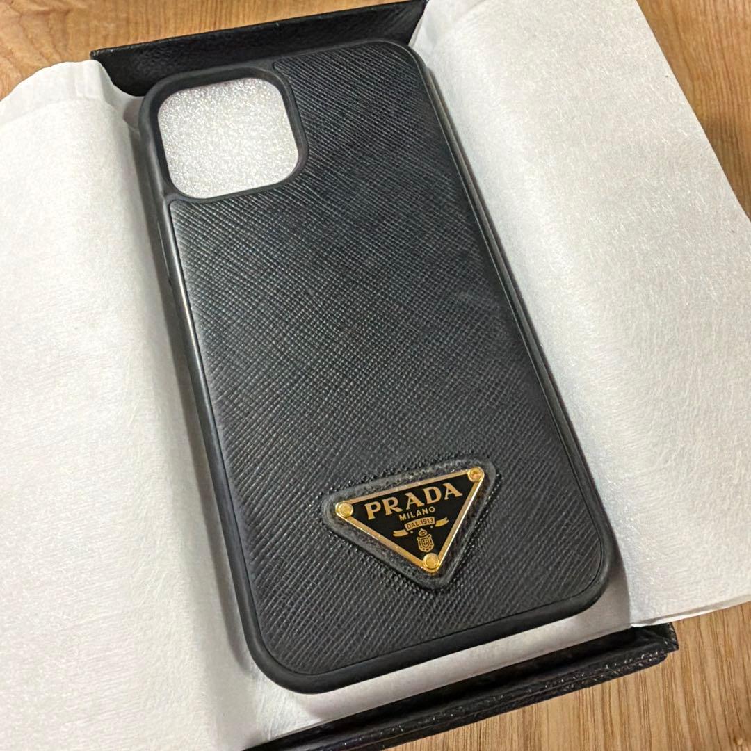 【箱付き】　プラダ スマホケース iPhone12 トライアングルロゴ