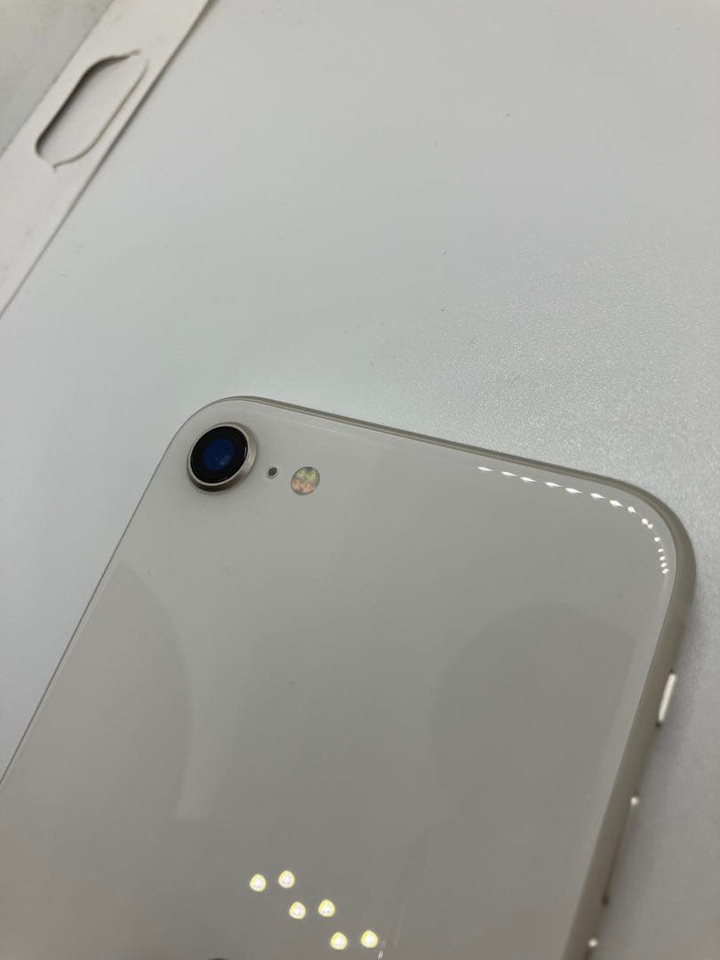 iPhone SE 第3世代 64GB 美品 SIMフリー バッテリー100%