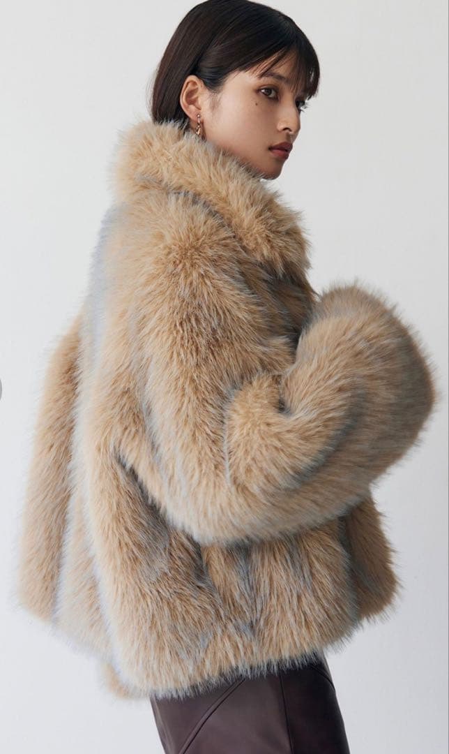 早い者勝ち⭐︎人気完売⭐︎新品未使用MURUA MIXフェイクファーブルゾンベージュ