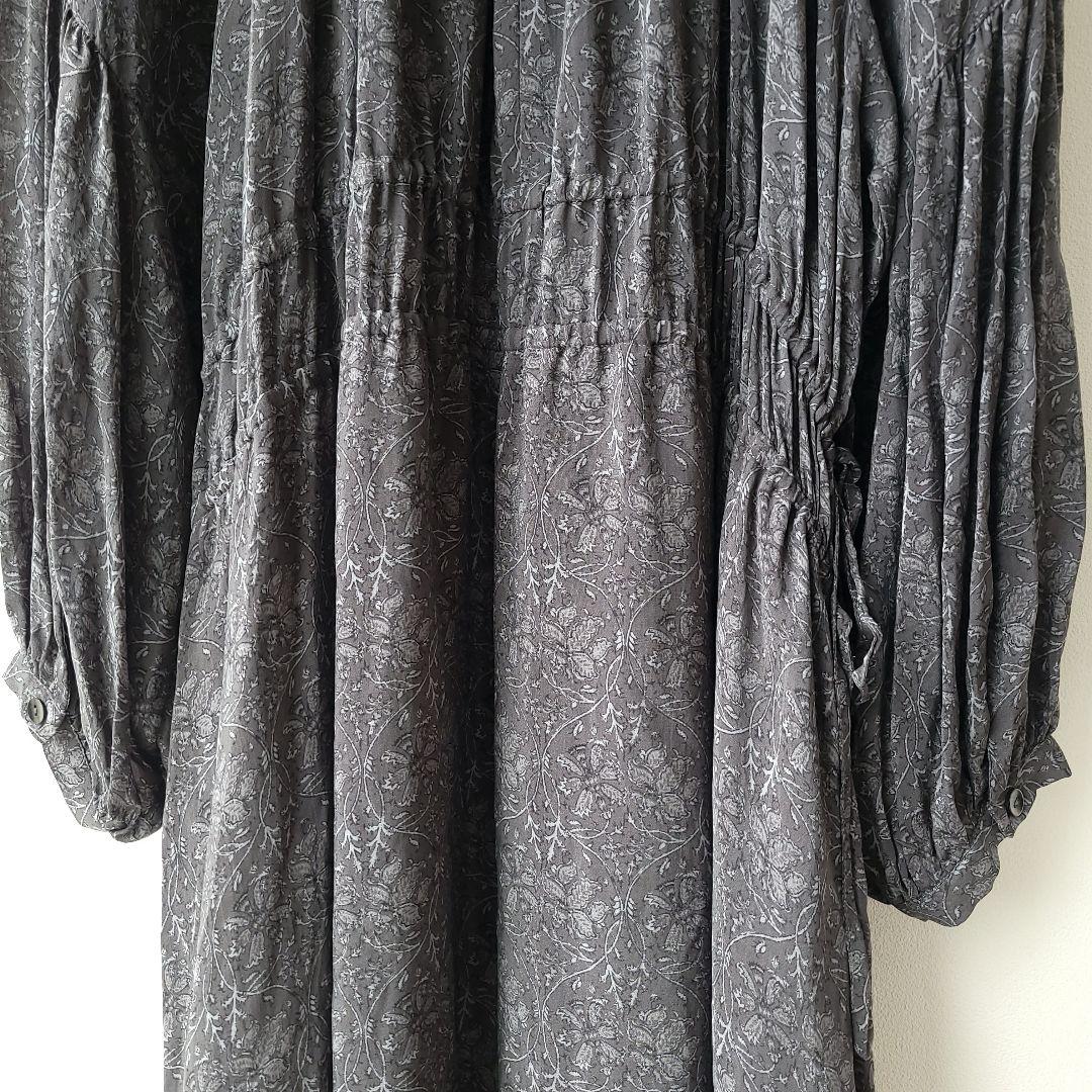 HUG O WaR　ロング丈ギャザーワンピース　サイズ1　キュプラ　花柄