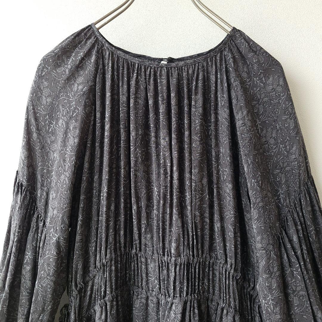 HUG O WaR　ロング丈ギャザーワンピース　サイズ1　キュプラ　花柄