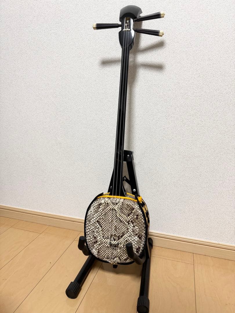 沖縄三線 本皮 蛇革仕様 琉球楽器 弦楽器