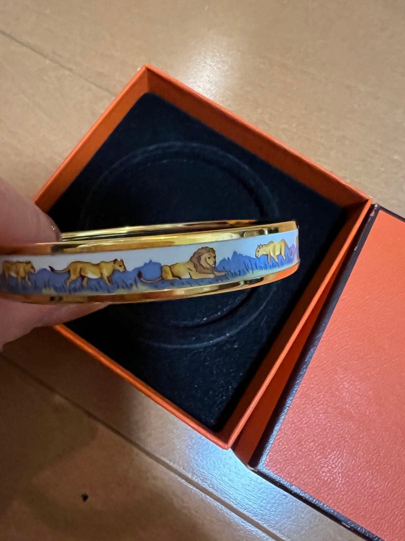 HERMES エルメス ブレスレット バングル エマイユPM ライオン　美品