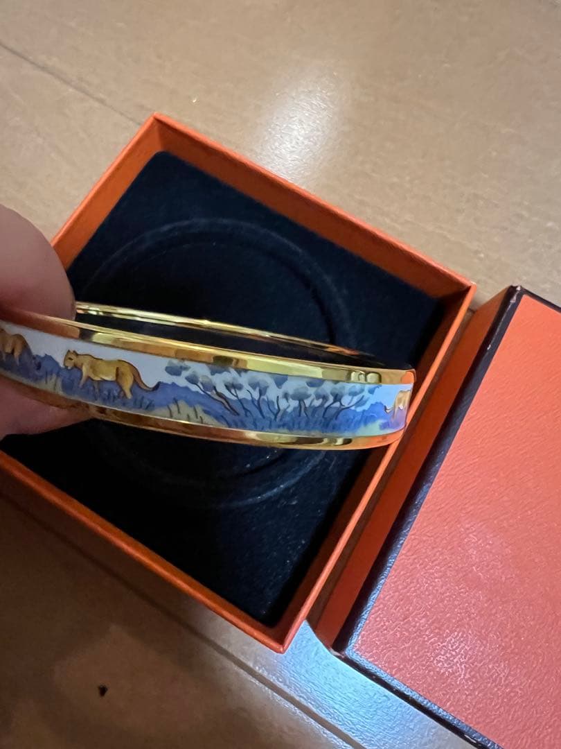HERMES エルメス ブレスレット バングル エマイユPM ライオン　美品