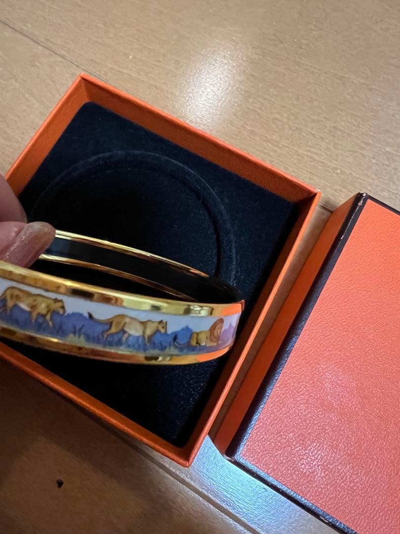 HERMES エルメス ブレスレット バングル エマイユPM ライオン　美品