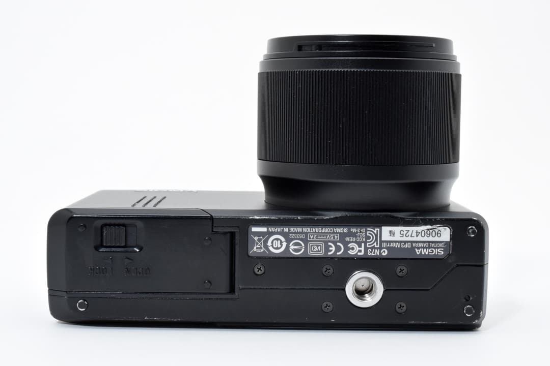 デジタルカメラ SIGMA DP3 Merrill 50mm F2.8 0310