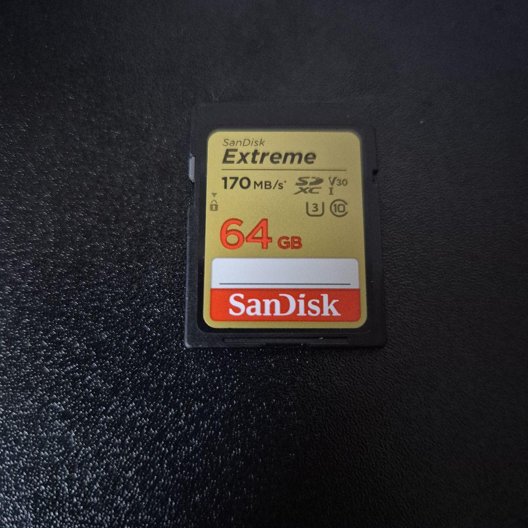 ビデオカメラ HC-V900