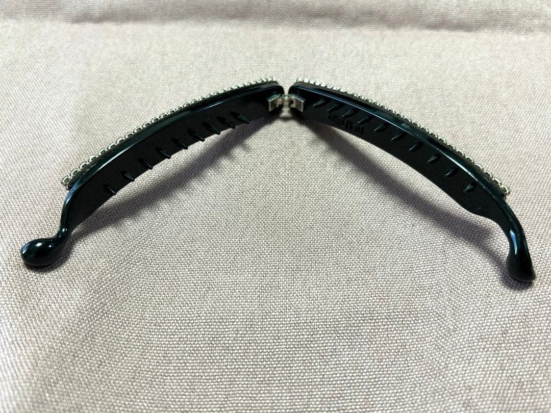 Complex Biz バナナクリップ　スワロフスキー　ピンク色