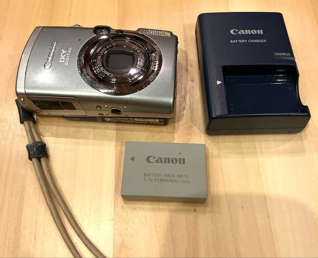 Canon IXY DIGITAL800IS デジタルカメラ 【シルバー】