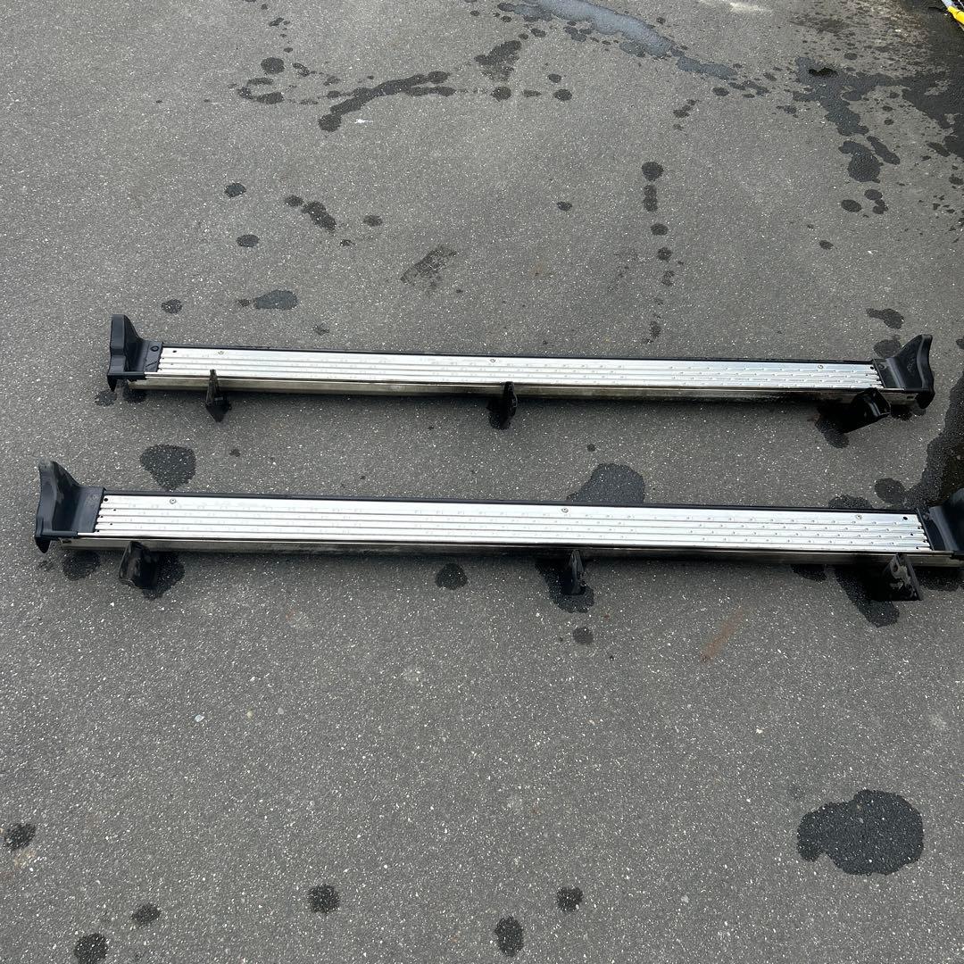 【純正品】185サーフ ハイラックスサーフ　サイドステップ