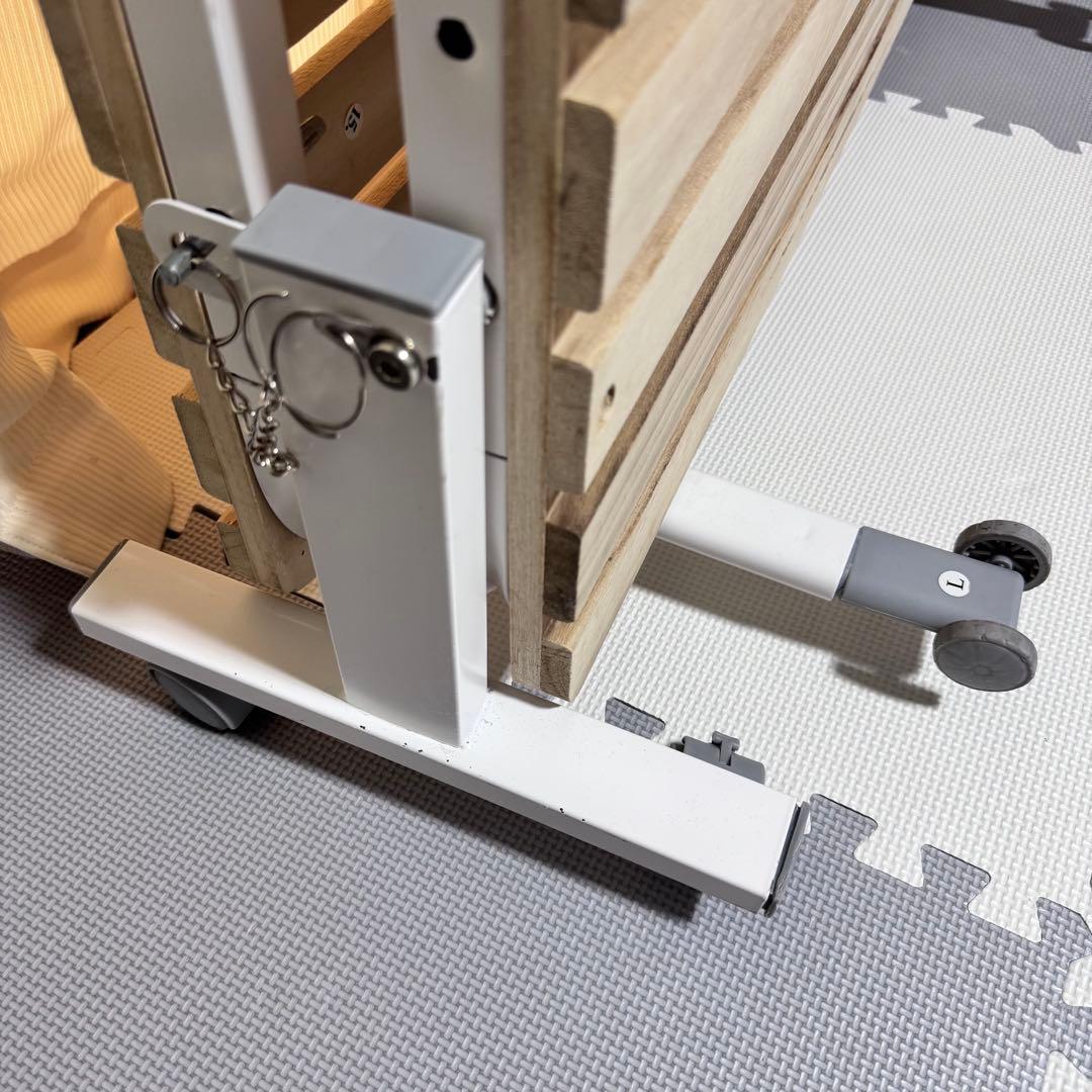 ニトリシングル折りたたみ桐すのこパイプベッド