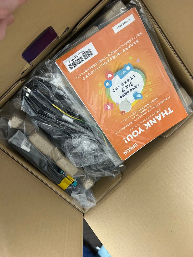 ア*ン様 EPSON EF72プロジェクター