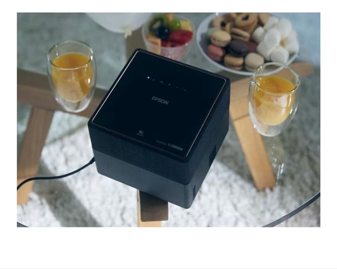 エプソン EF-12 ホームプロジェクター Full HD 1000lm