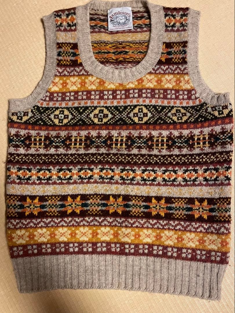 Jamieson's ジャミーソンズ　ベスト フェアアイル柄レディース用