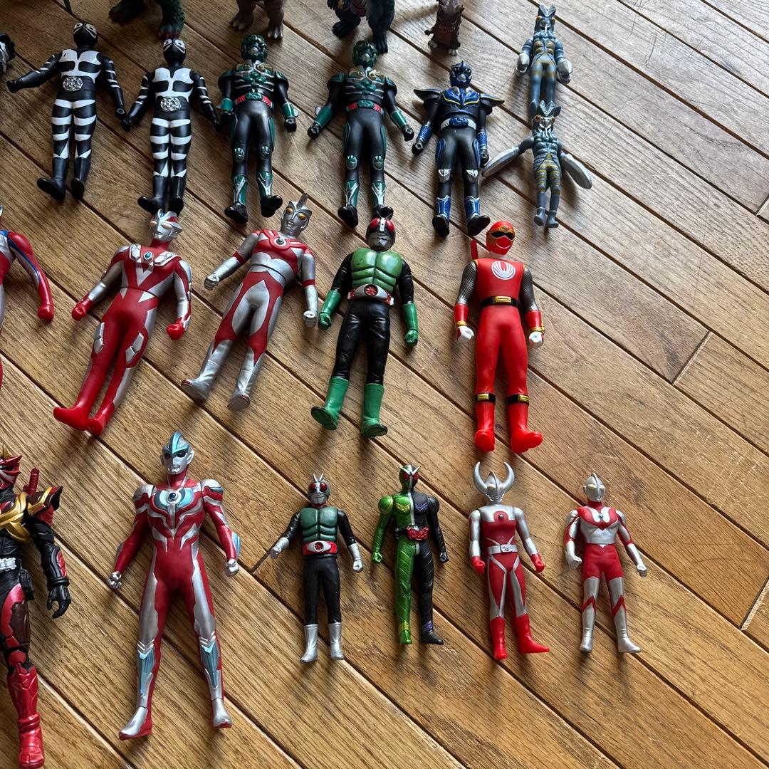 [即購入ok] ウルトラマン フィギュア 大量 まとめ 他マブヤーなど