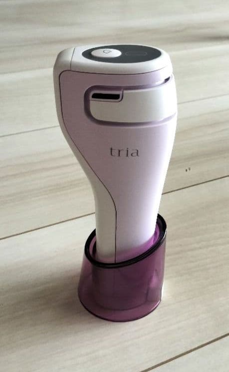 tria 充電式肌ケアレーザー機器