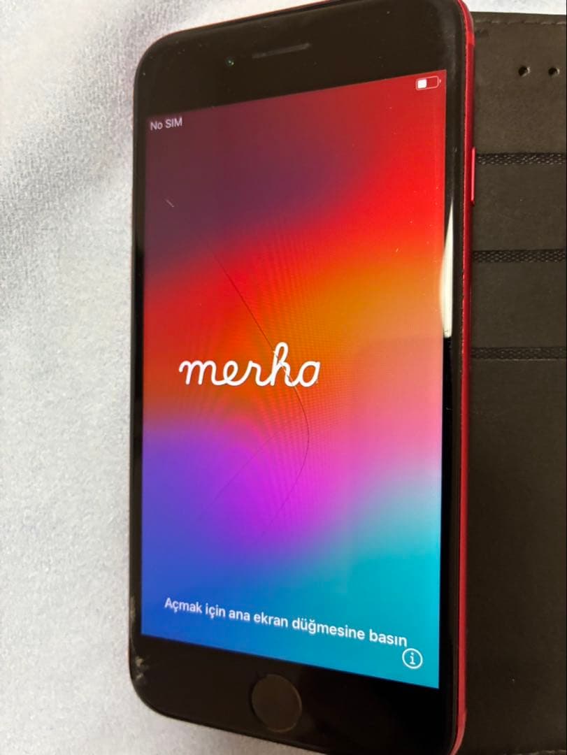 Apple iPhone SE (第2世代) 赤