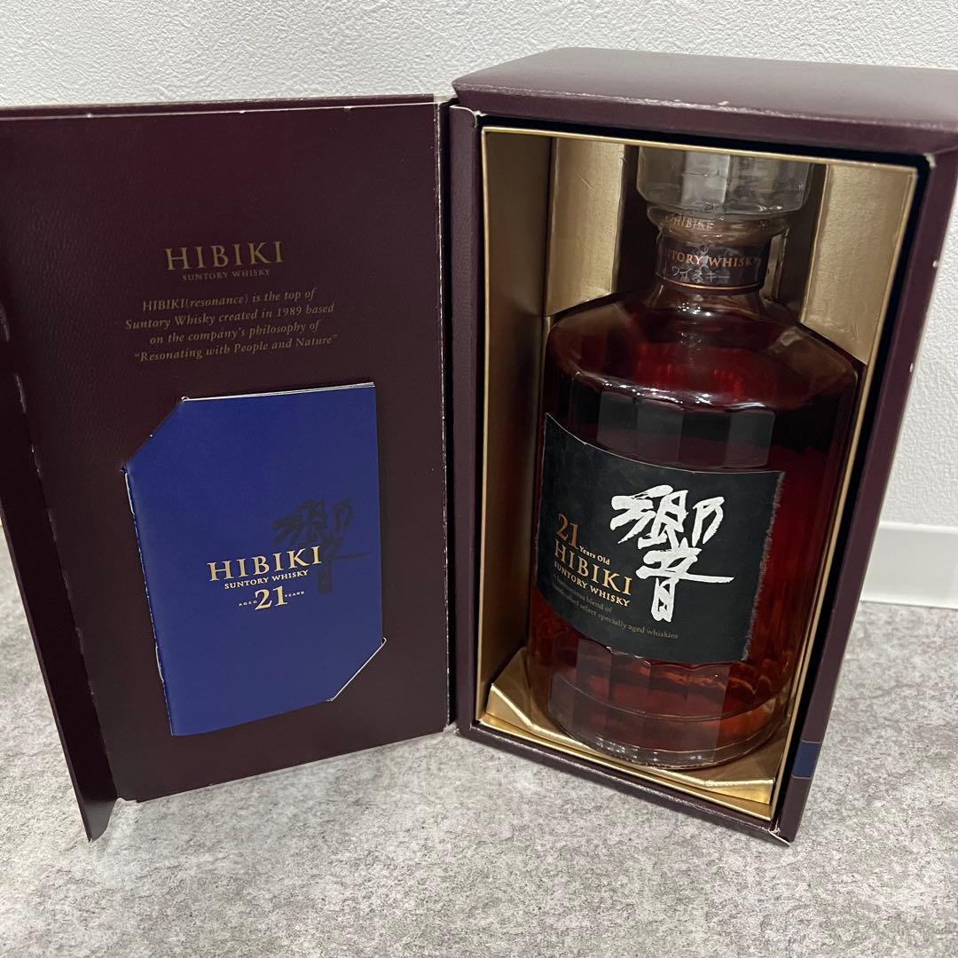 m*2様 未開栓 響 HIBIKI 21年 サントリー ウイスキー 箱付 700
