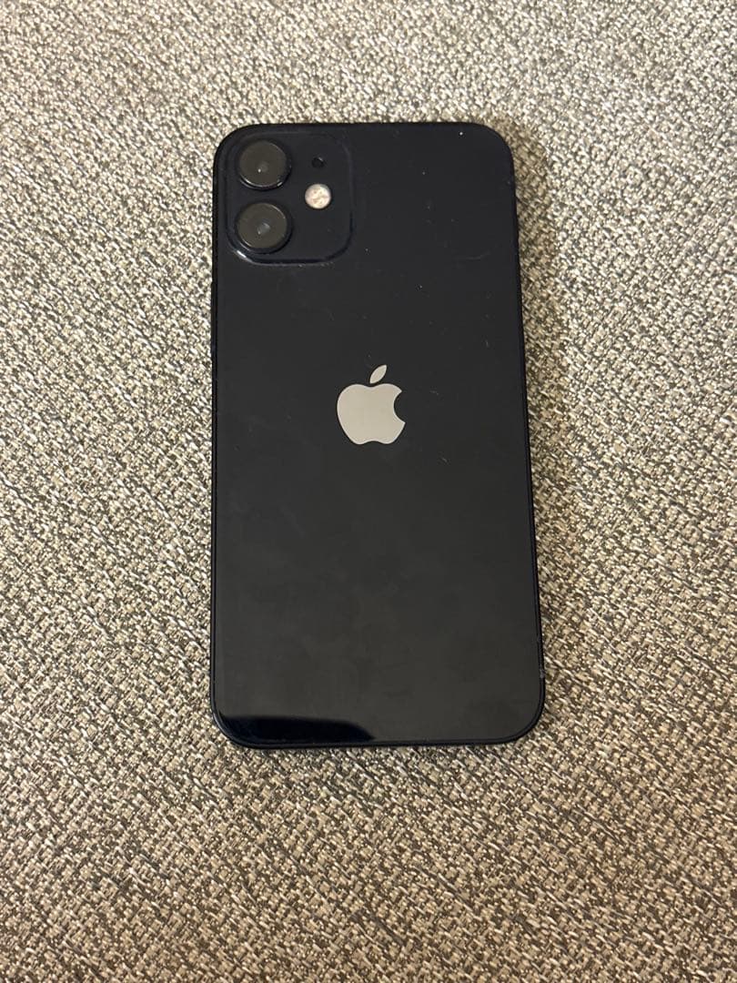 SIMフリー　Apple iPhone 12 miniブラック