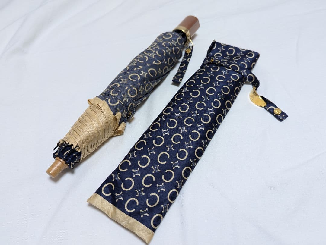 未使用保管品/廃盤品セリーヌ 折り畳み傘 Cマカダム トリオンフ ゴールド金具