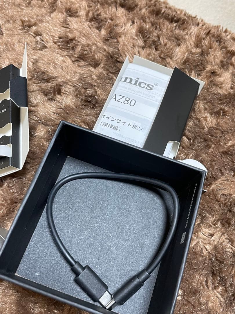 【美品】Technics ワイヤレスイヤホン シルバー 充電ケース付き