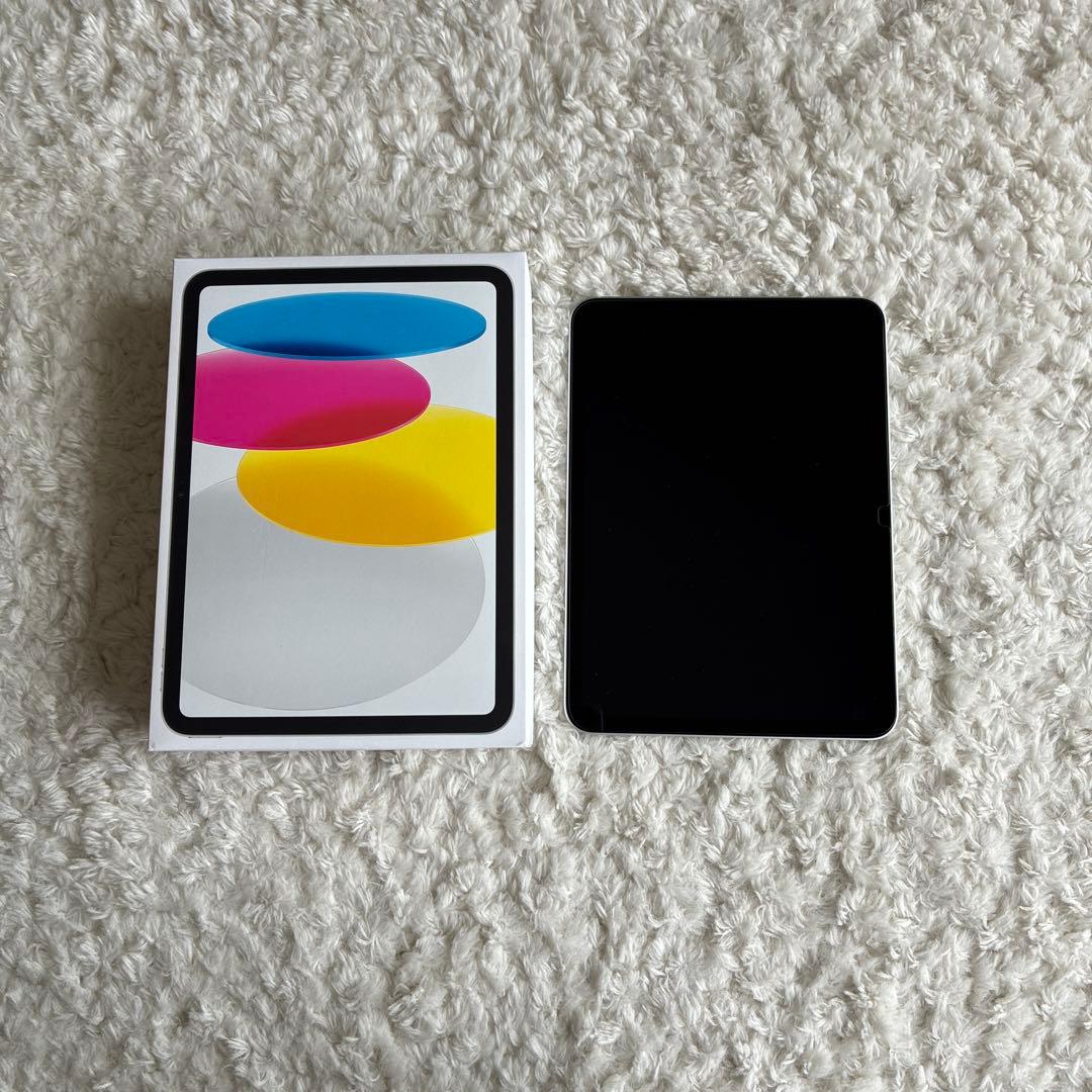 Apple iPad 第10世代シルバー　本体＋Apple pencil+カバー