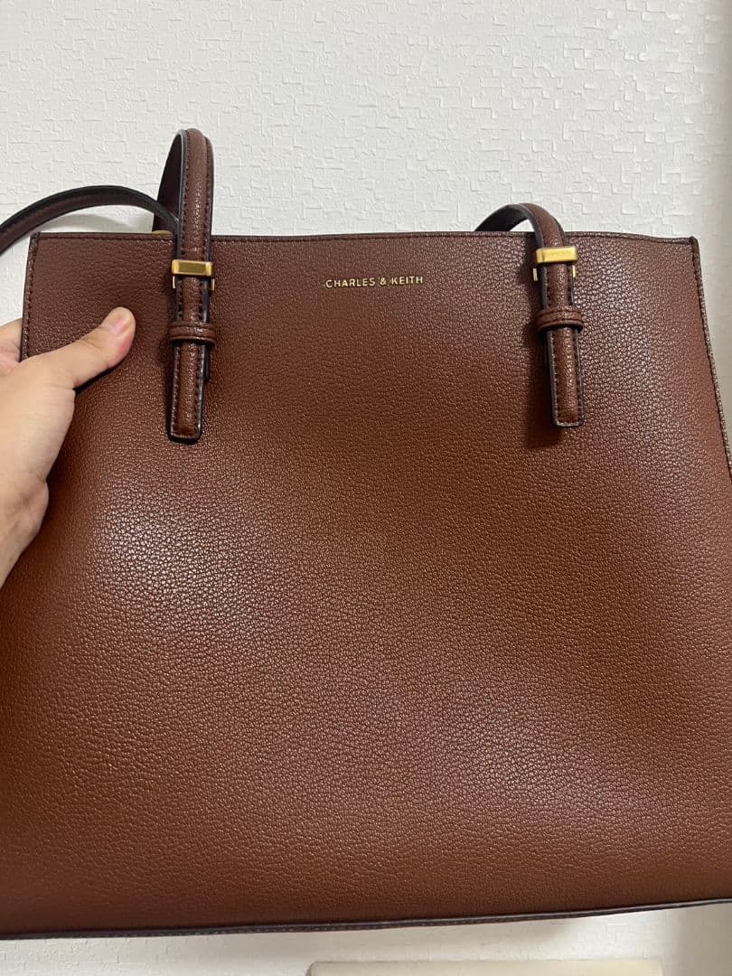 CHARLES & KEITH ブラウン ビジネスバッグ