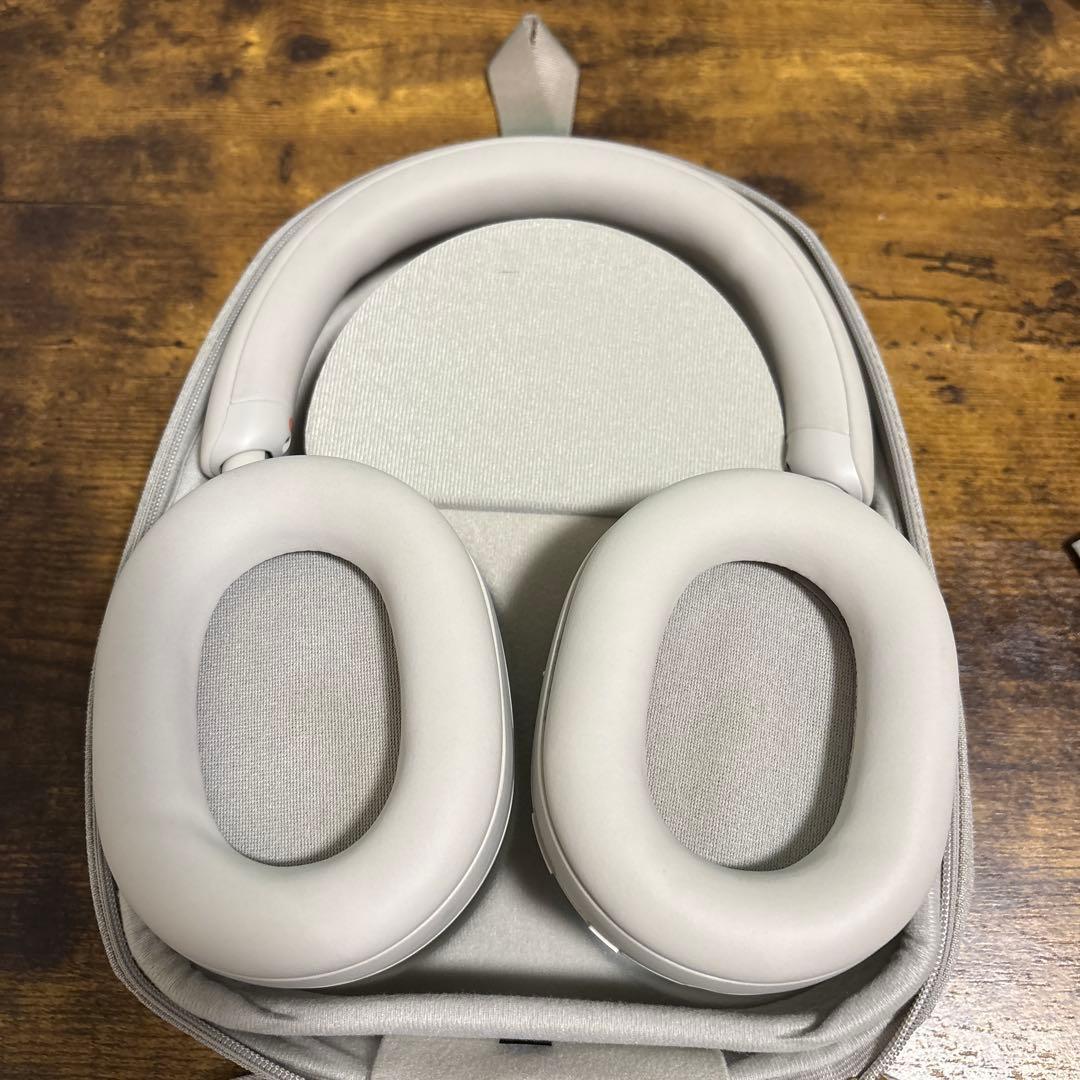 SONY WH-1000XM5ヘッドホン