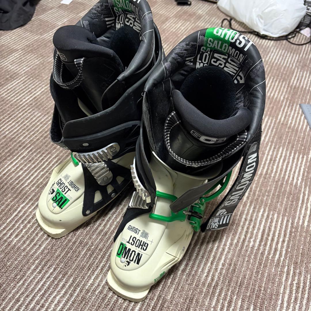 サロモンのスキーブーツ　ゴースト