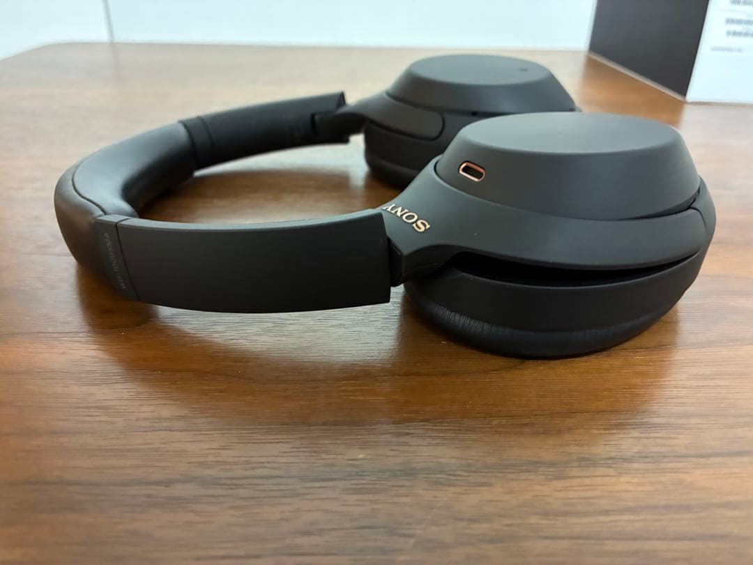 【美品】Sony WH-1000XM4 ワイヤレスヘッドホン