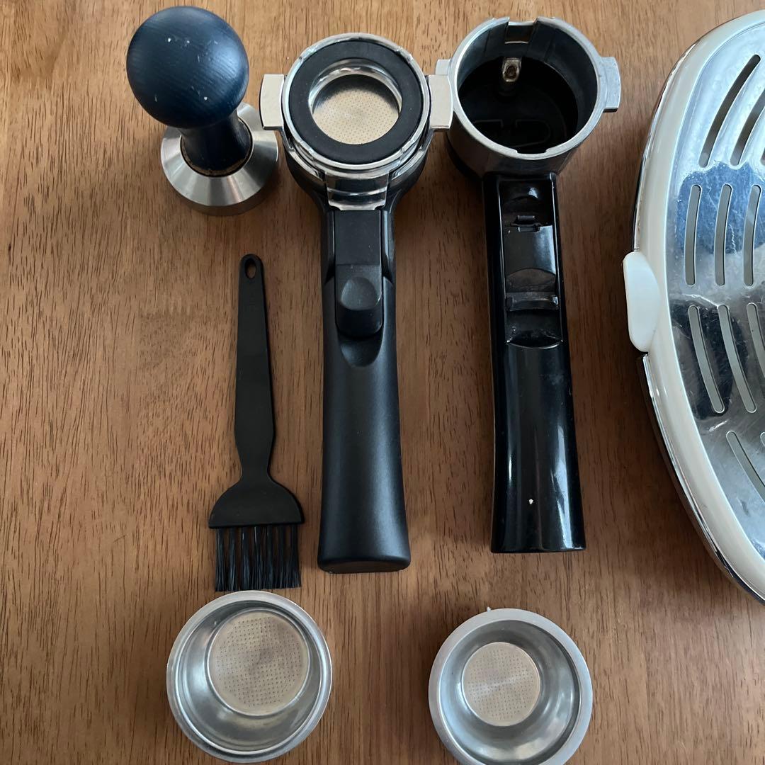 De'Longhi (デロンギ)エスプレッソメーカーアイコナ ECO310W